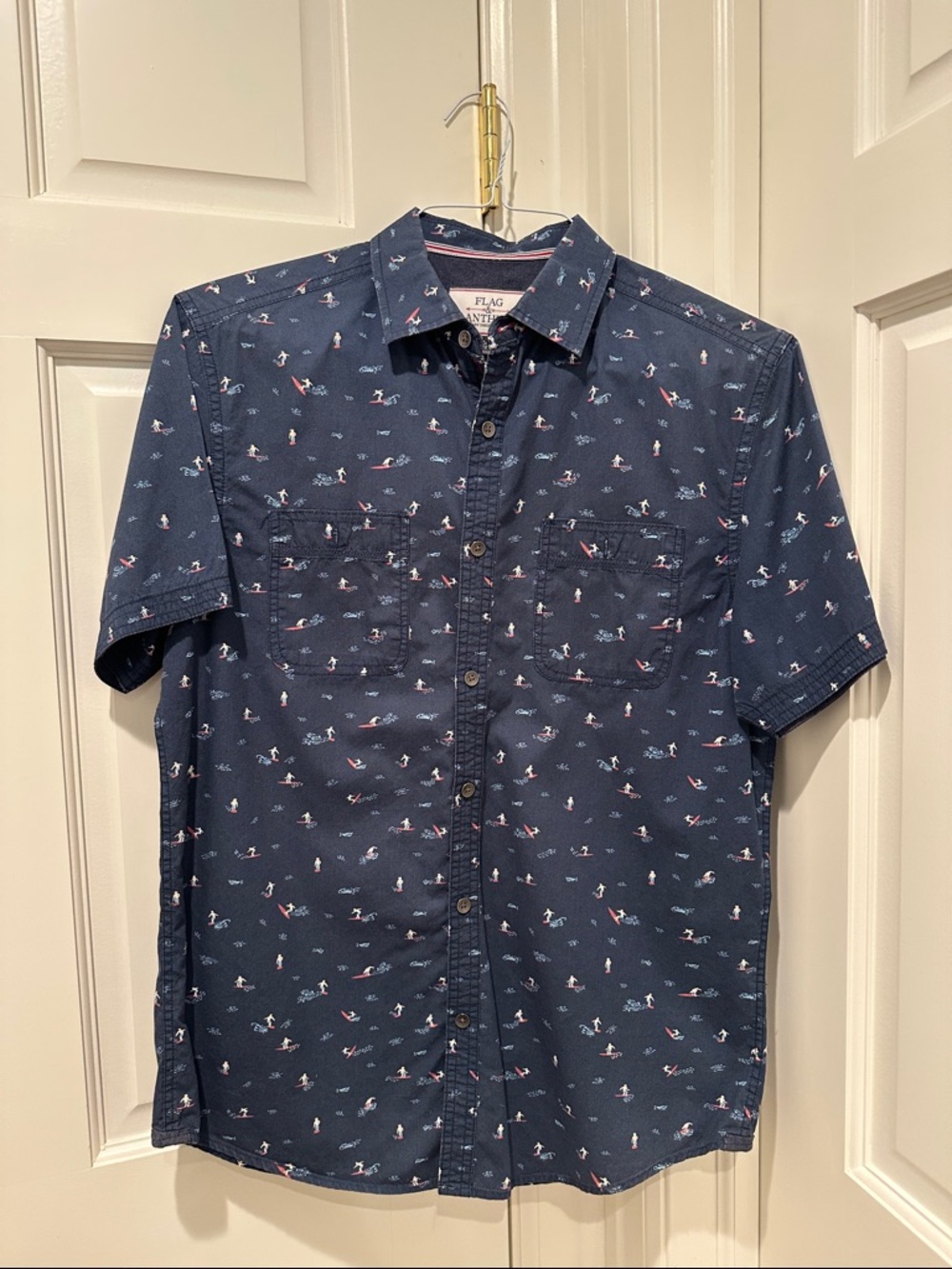 Flag & Anthem Men's Navy Short-Sleeve Button Down Shirt - Surf Print